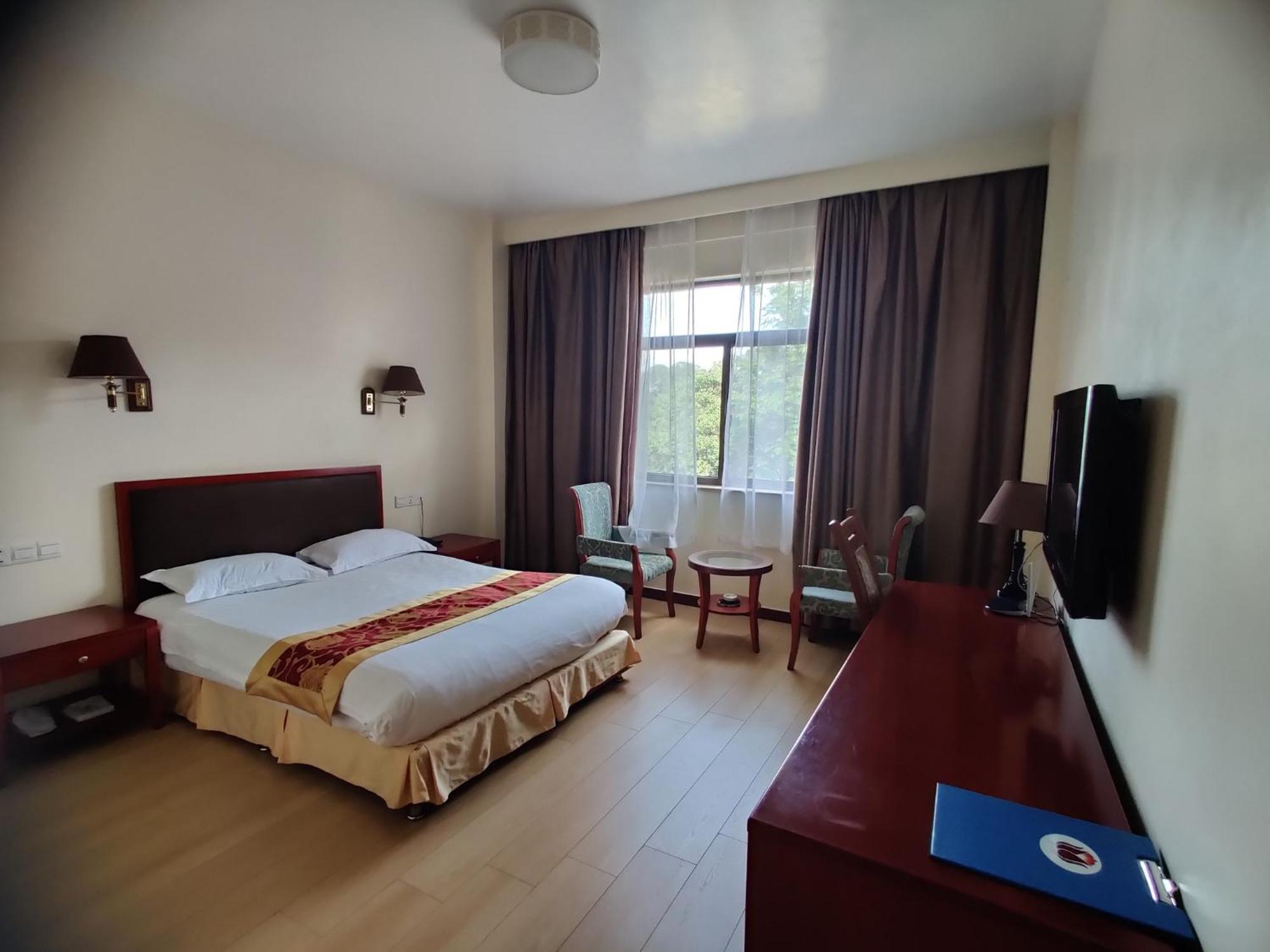 Soluxe Club International Hotel Nairobi Bagian luar foto